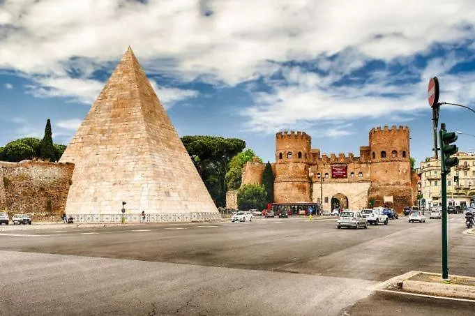 Double Next To Lungotevere Gasthuis Rome